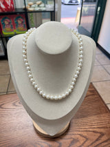 Japanese jewelry akoya, no toning 7-8mm, bead length 42cm, nearly round, strong light, white tone, slight imperfections