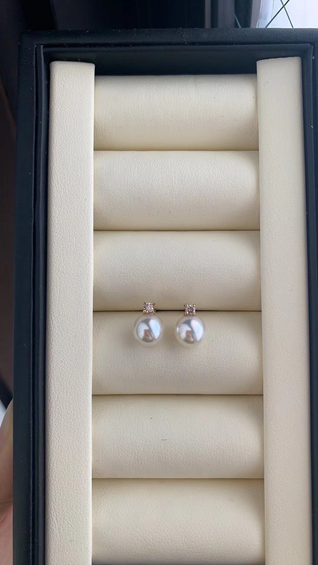 日本珠宝akoya 花珠7-7.5mm 珠光超赞钻石各5分k18 有GGS花珠证书无调色 