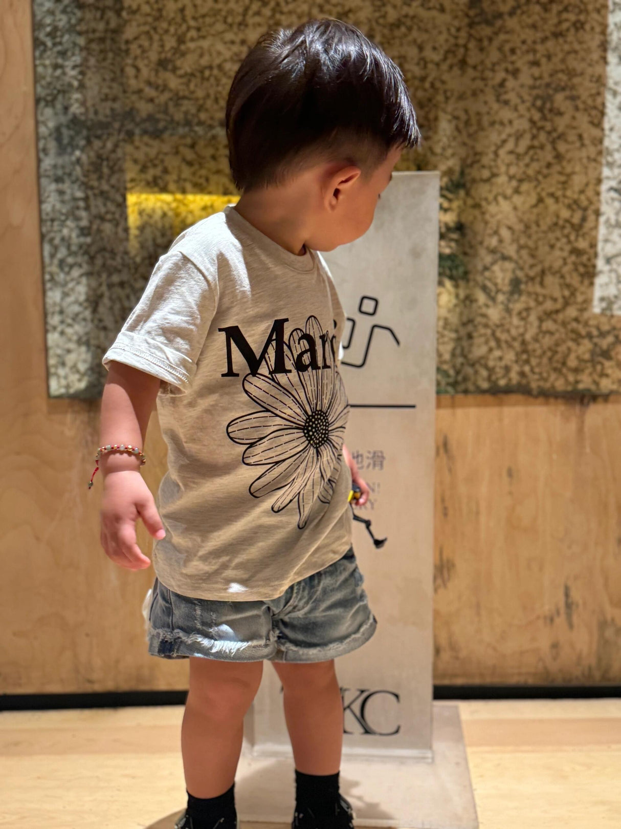 韩国 mardi 儿童童装 T恤 黑化logo