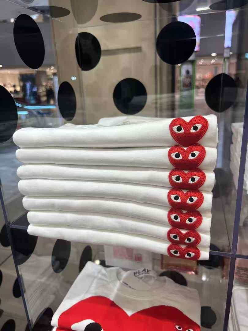 日本 川久保玲  T恤  尺码偏小 洗了缩水 建议选大～