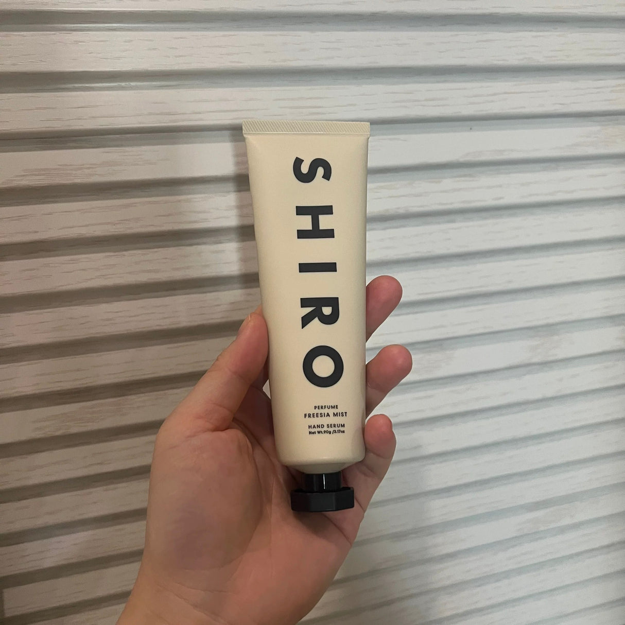 日本 shiro 香水 护手 精华 护手霜 小苍兰雾