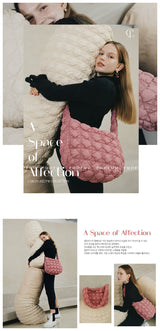 South Korea's Carlyn can be worn on the shoulder or as a crossbody bag, soft L large size cloud bag 
