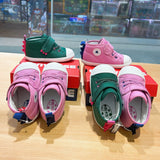 日本 匡威 儿童恐龙小童男女宝宝帆布鞋学步鞋 鸳鸯色 一个绿色一个粉