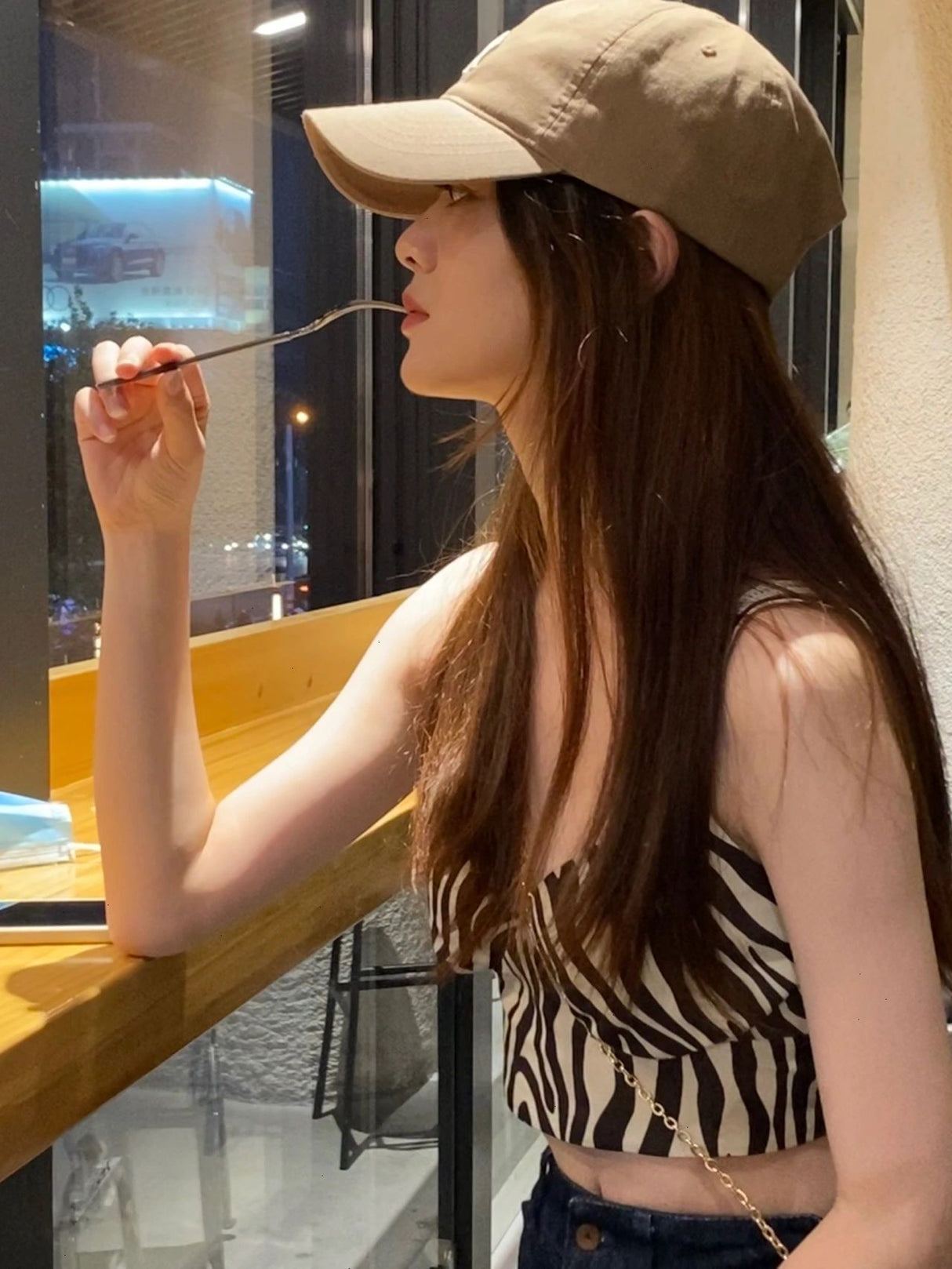 韩国 卡其色小标帽子NY