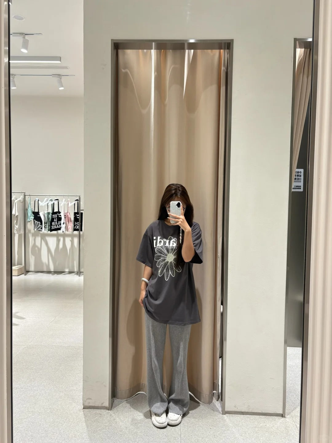 韩国潮牌 Mardi Mercredi🌼 男友风大版T恤 酷飒一夏 新款 男女都可以装 胸围120cm oversize